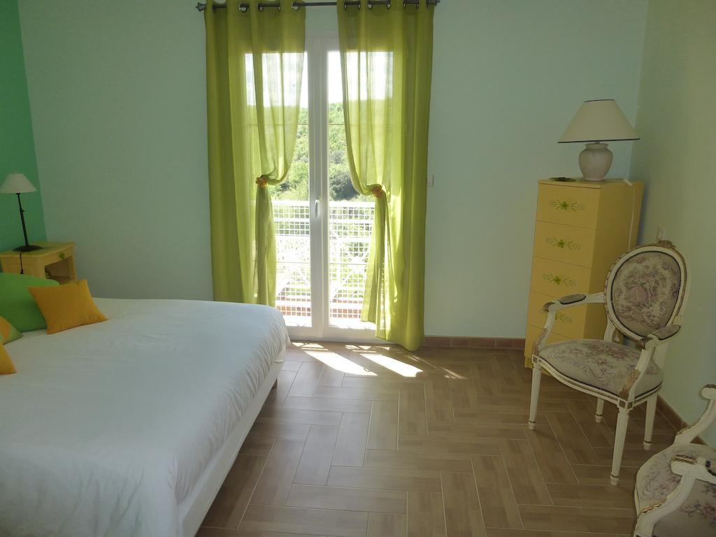 Domaine De Flo Adult A Partir De 16 Ans Saint-Jean-de-la-Blaquiere Room photo